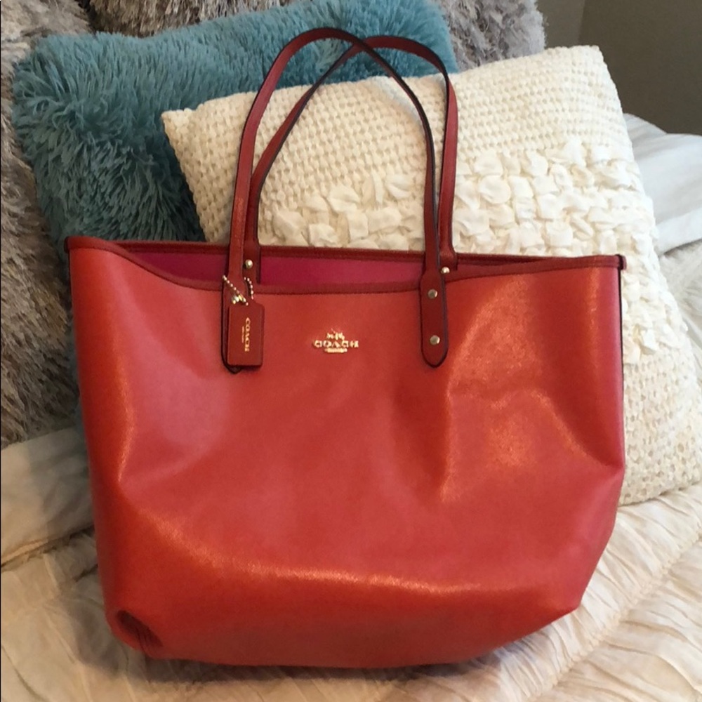 COPY - AUTHENIC COACH HAND BAG! Red orange color